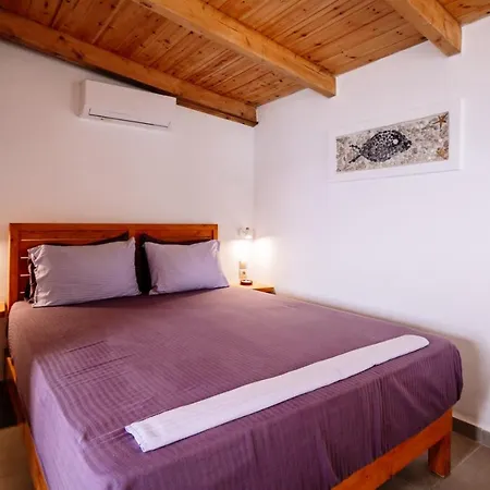 Bugarini Studio By The Sea * Skinaria