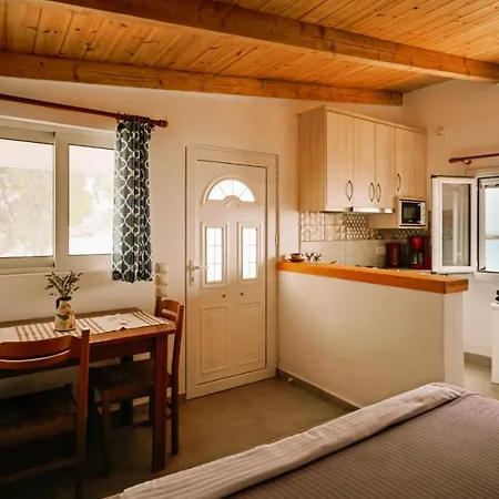 Prázdninový dům Bugarini Studio By The Sea
